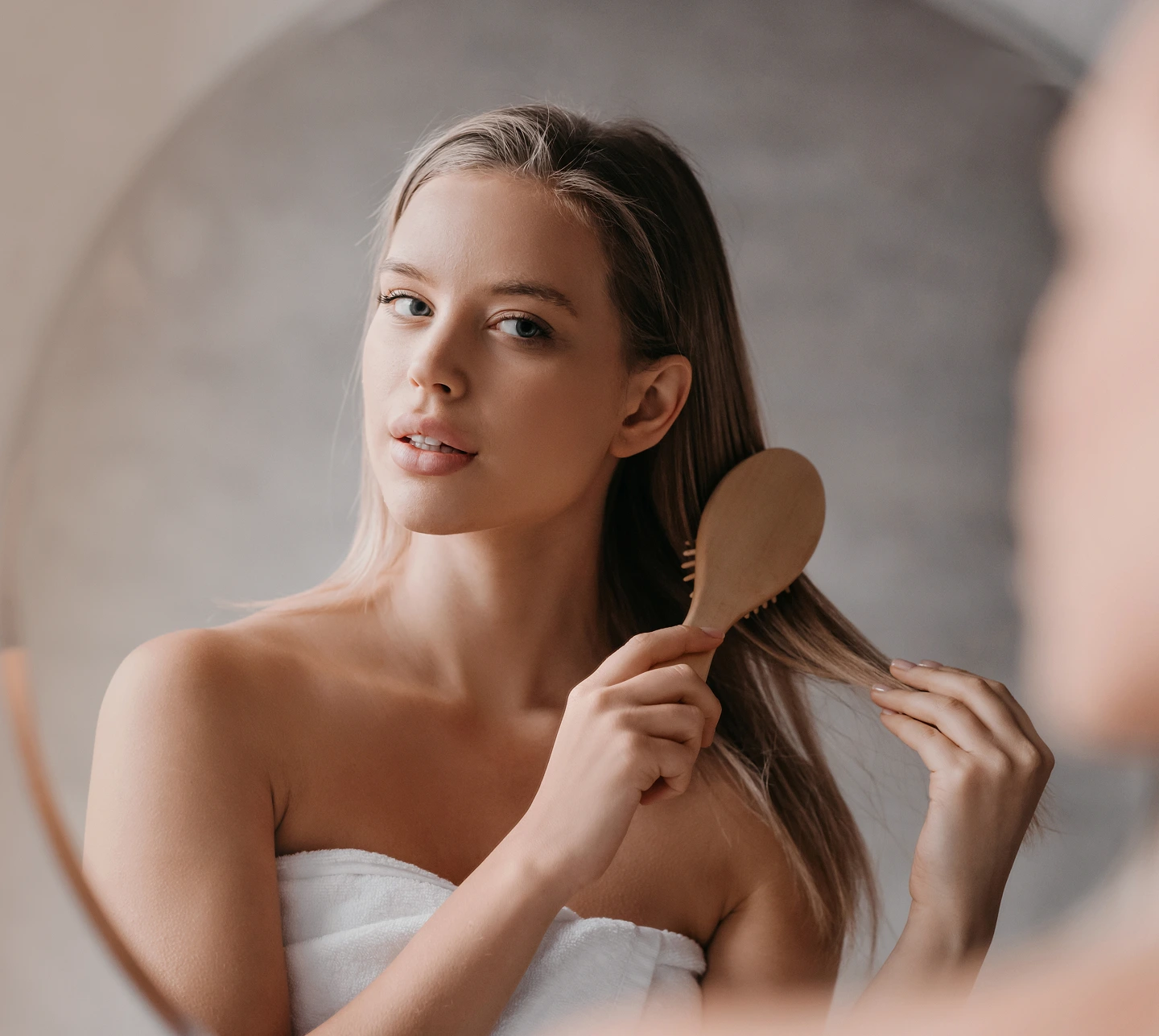 Benefits of FUE Hair Transplants in Coral Gables Banner